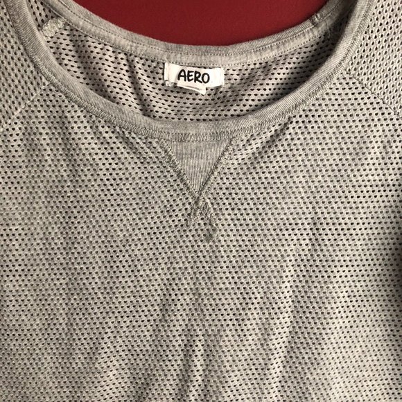 Aeropostale Perforated Crew Neck Shirt - Picture 4 of 5